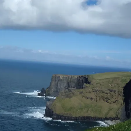 Apartment Next Stop Cliffs Of Moher